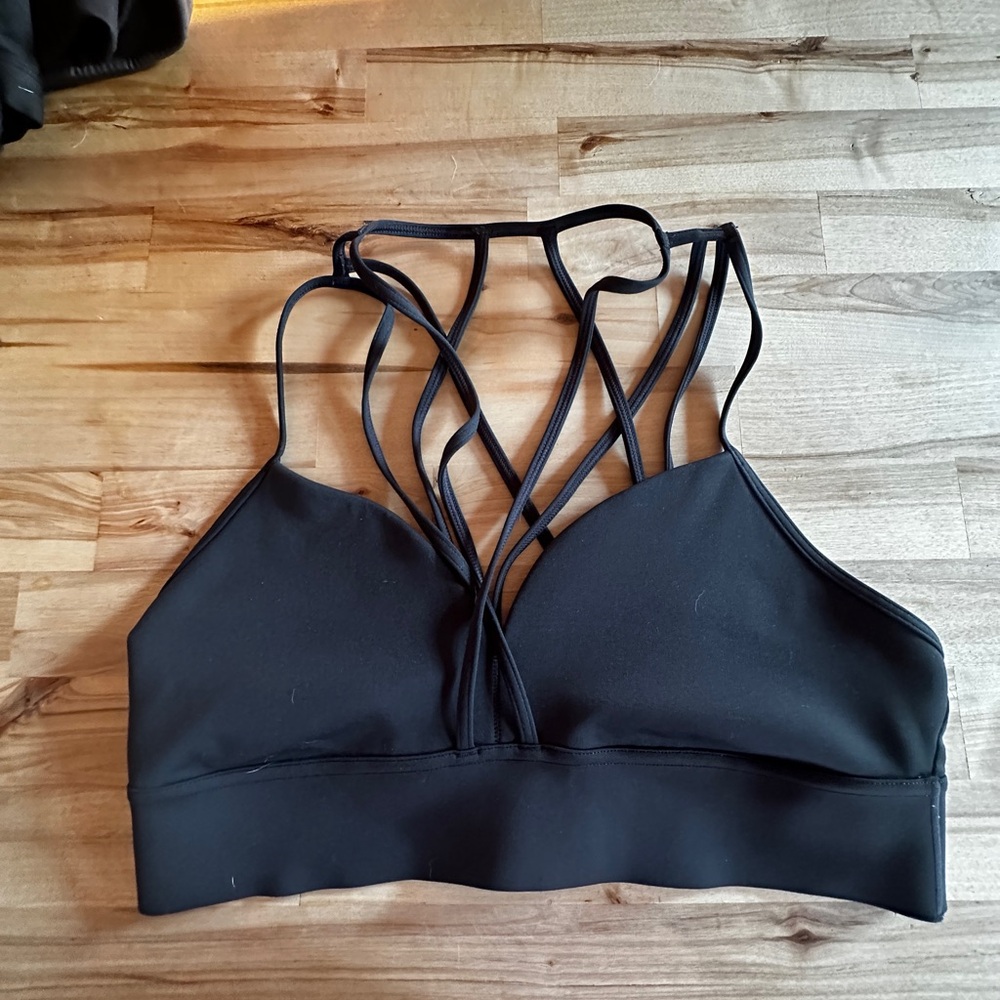 Strap sports bra